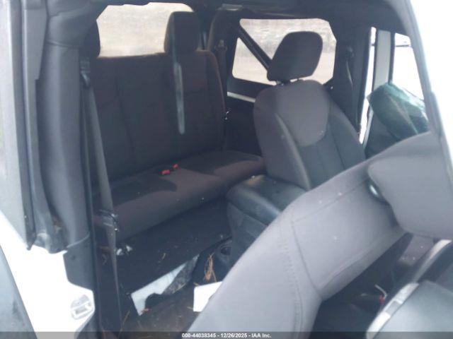 Jeep Wrangler Black Bear Image 9