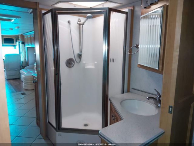 Freightliner Chassis X Line Motor Home Image 11