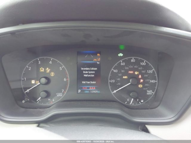 Toyota Corolla Hybrid Le Image 6