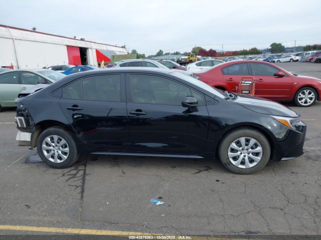 Toyota Corolla Hybrid Le Image 16