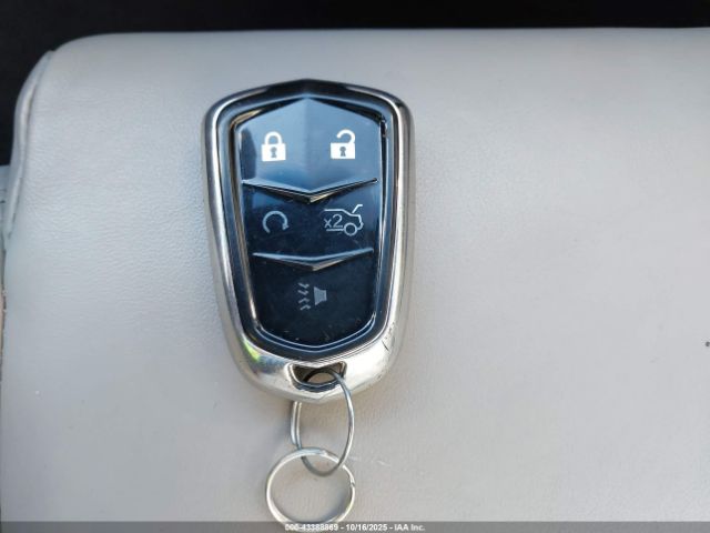 Cadillac ATS Luxury Collection Image 20