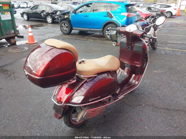 Vespa Gts 300 Super Image 10