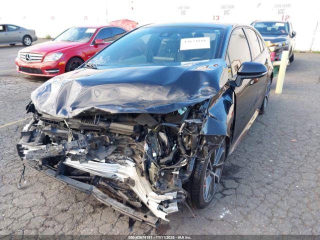 Toyota Corolla Se Image 10