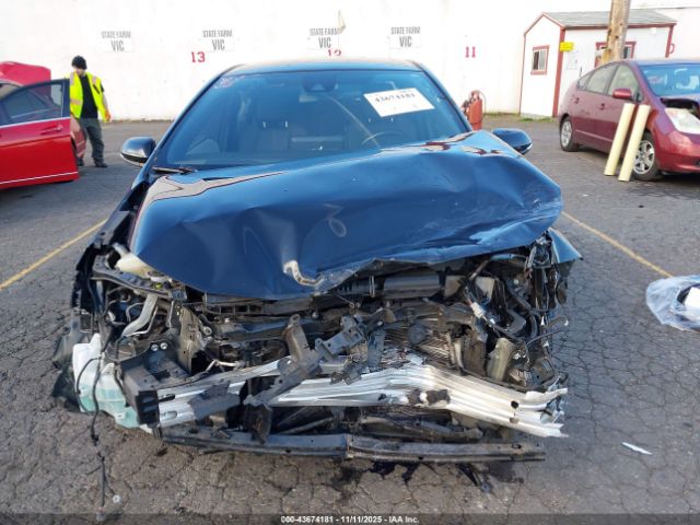 Toyota Corolla Se Image 12