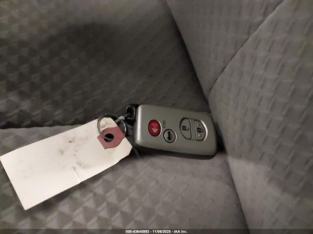 Toyota Camry Image 14