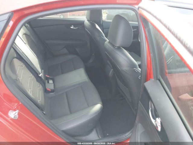 Kia Forte Gt-line Image 9