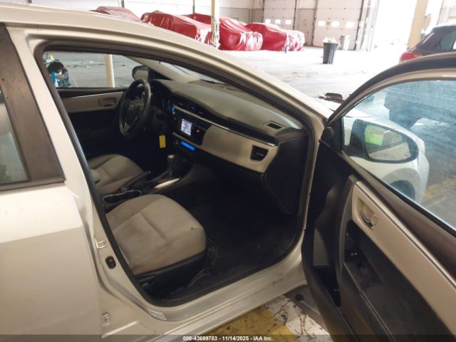 Toyota Corolla Le Image 4