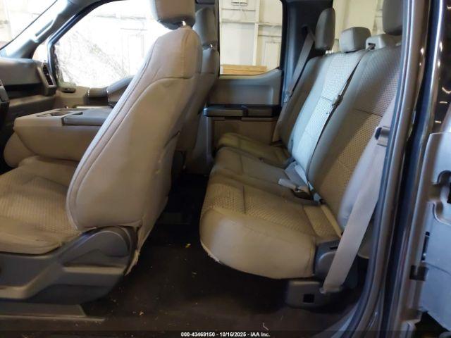 Ford F-150 Xlt Image 13