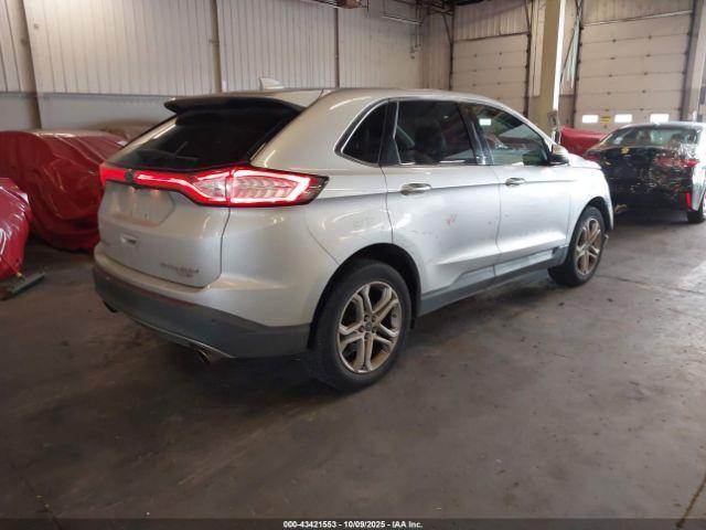 Ford Edge Titanium Image 2
