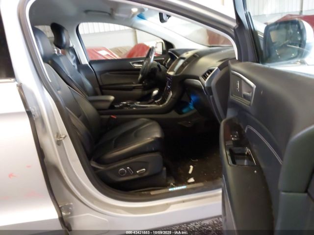 Ford Edge Titanium Image 5