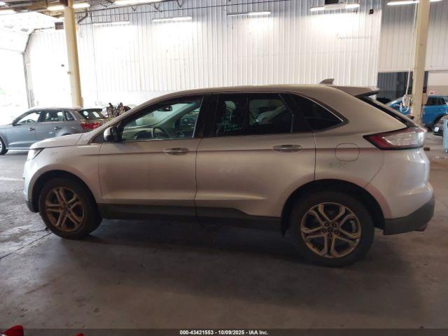 Ford Edge Titanium Image 13