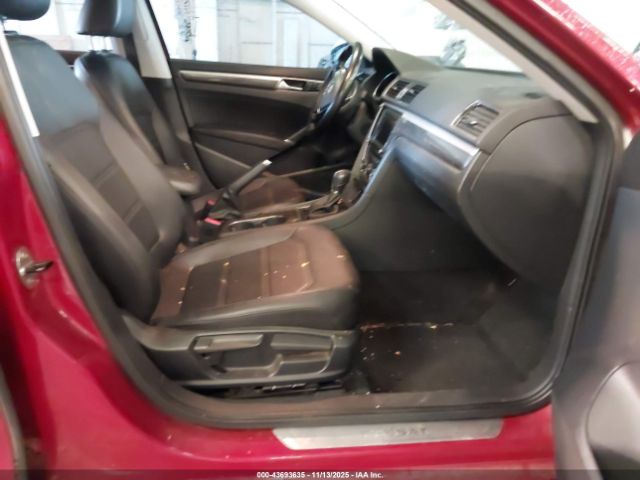 Volkswagen Passat 1.8t Se Image 9