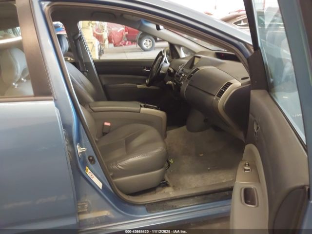 Toyota Prius Image 16