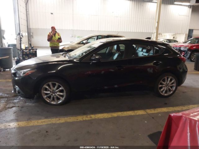 Mazda Mazda3 S Grand Touring Image 14