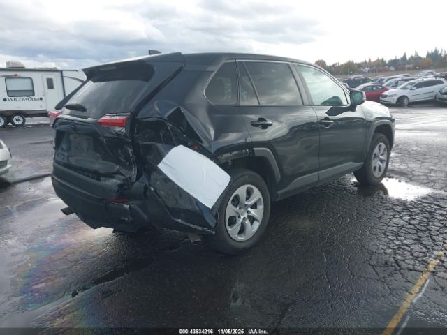 Toyota RAV4 Le Image 16