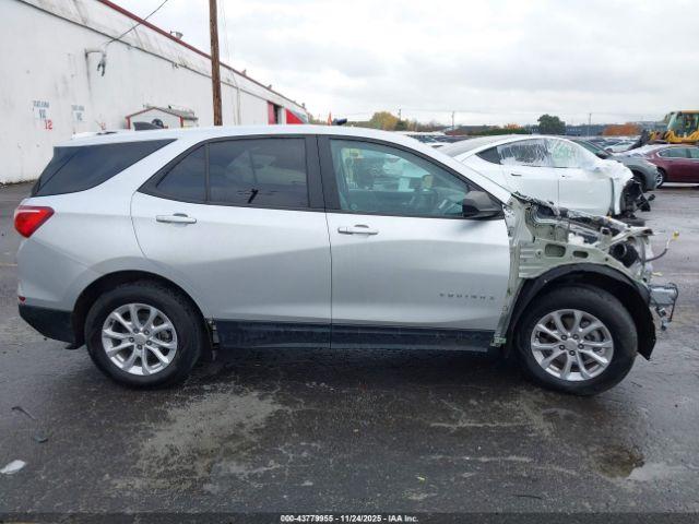 Chevrolet Equinox Awd Ls Image 8