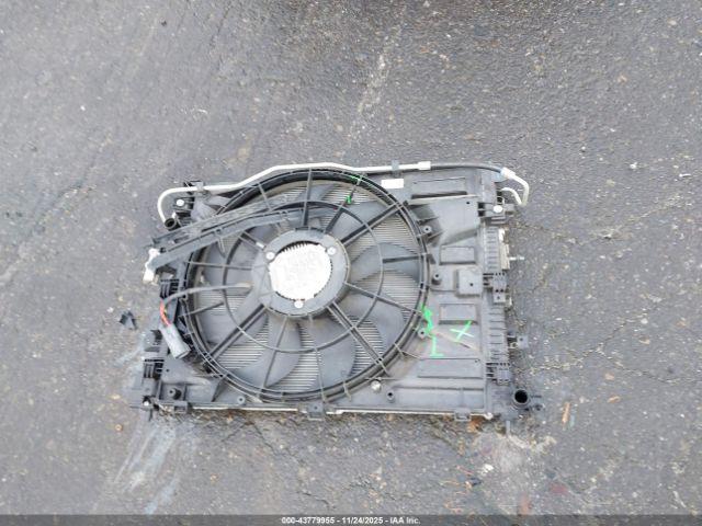 Chevrolet Equinox Awd Ls Image 12