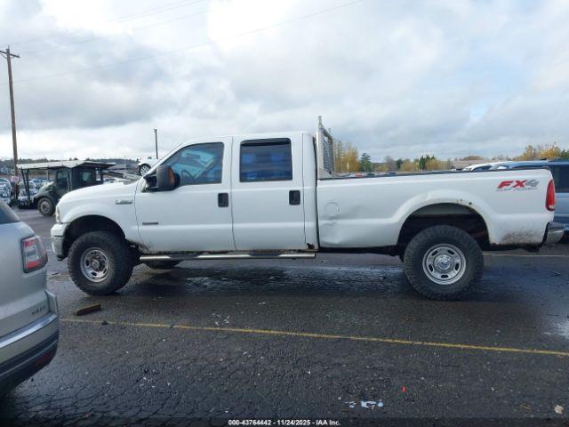 Ford F-350 Image 8