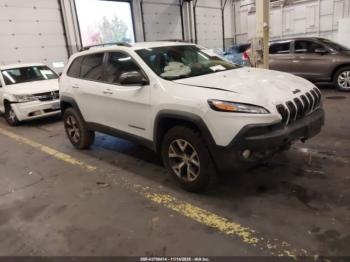  Salvage Jeep Cherokee