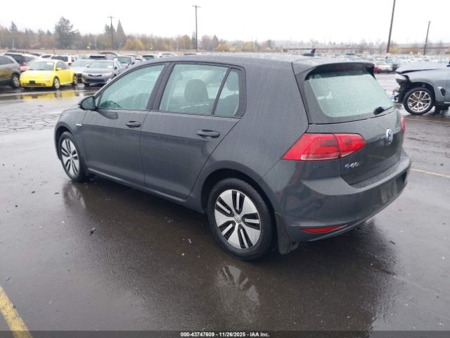Volkswagen e-Golf Se Image 10