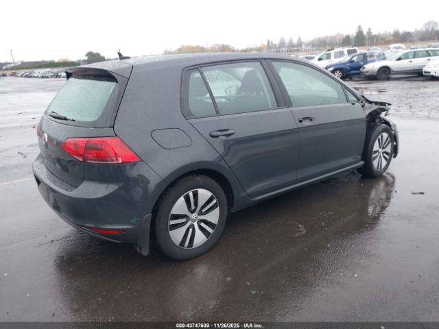 Volkswagen e-Golf Se Image 9