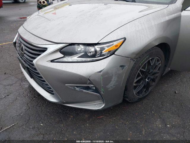 Lexus Es Image 9