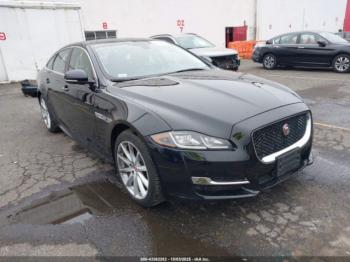  Salvage Jaguar XJ