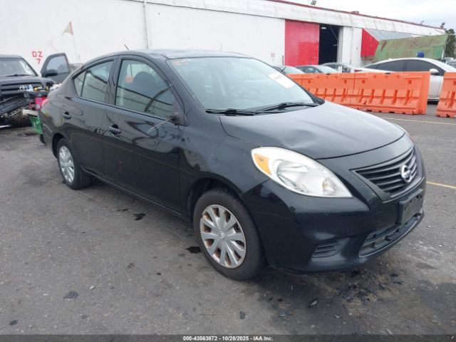 Nissan Versa 1.6 S Image 1