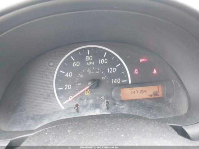 Nissan Versa 1.6 S Image 5