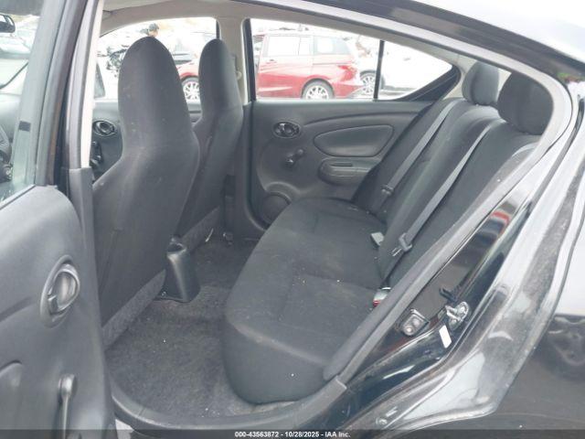 Nissan Versa 1.6 S Image 7