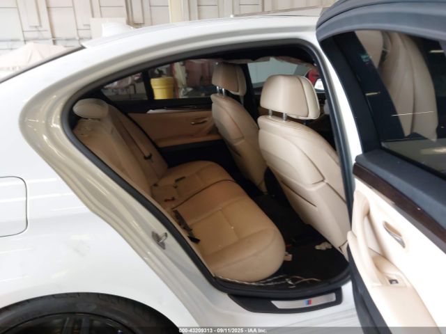 BMW 5 Series Image 10