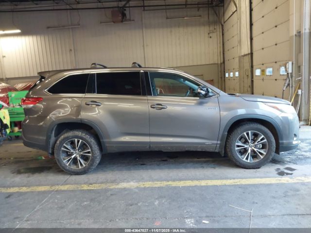Toyota Highlander Le Image 9