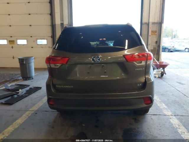 Toyota Highlander Le Image 11