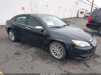  Salvage Chrysler 200