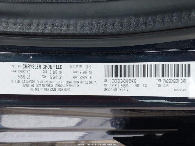 Chrysler 200 Limited Image 7