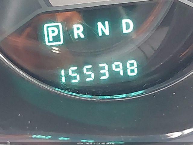 Chrysler 200 Limited Image 12