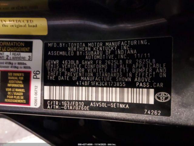 Toyota Camry Le Image 13