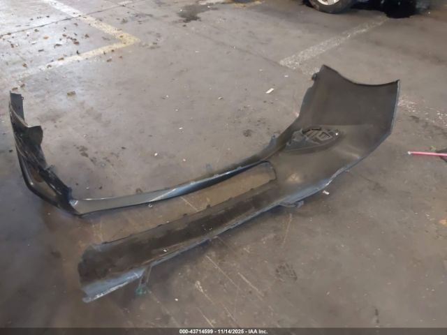 Toyota Camry Le Image 11