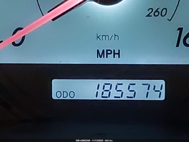 Toyota Camry Se Image 12