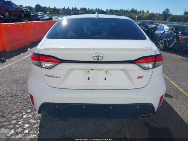 Toyota Corolla Se Image 3