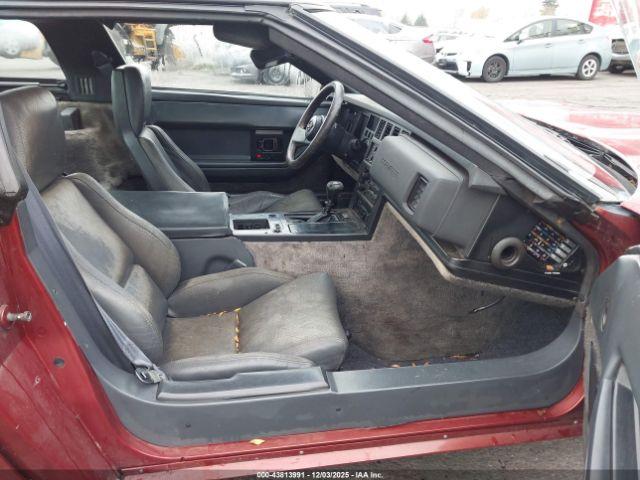 Chevrolet Corvette Image 8