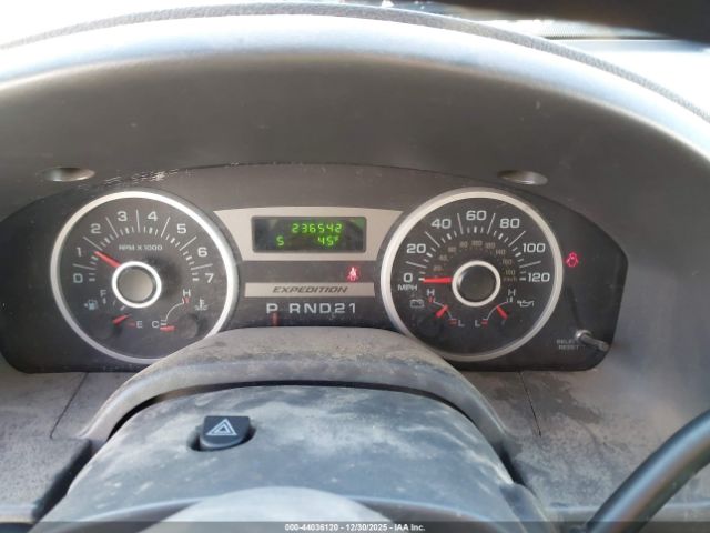 Ford Expedition Image 11