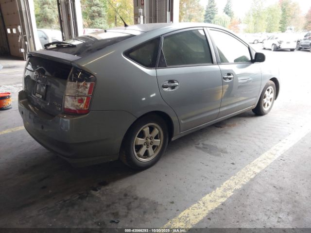 Toyota Prius Image 12