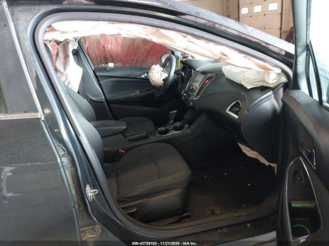 Chevrolet Cruze Lt Auto Image 4