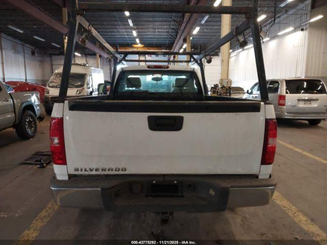 Chevrolet Silverado 1500 Work Truck Image 12