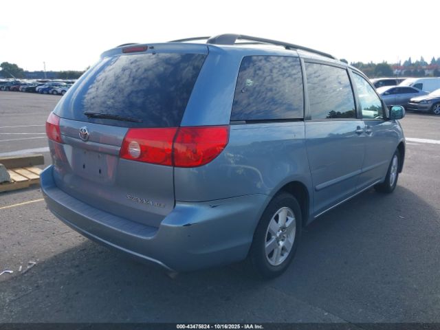 Toyota Sienna Xle Image 2