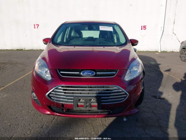 Ford C-MAX Hybrid Titanium Image 3