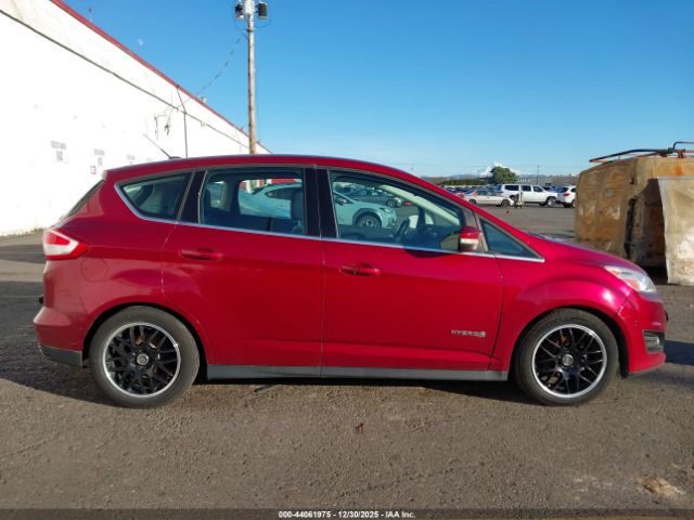 Ford C-MAX Hybrid Titanium Image 13