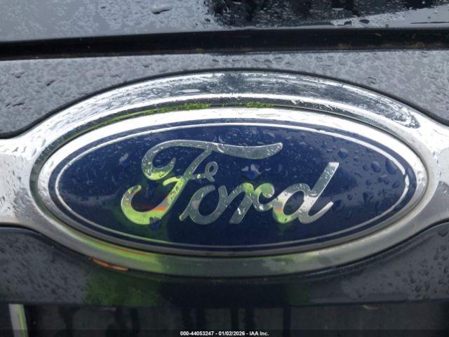 Ford Edge Limited Image 3