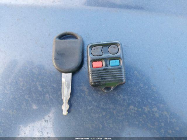 Ford Explorer Xlt Image 11